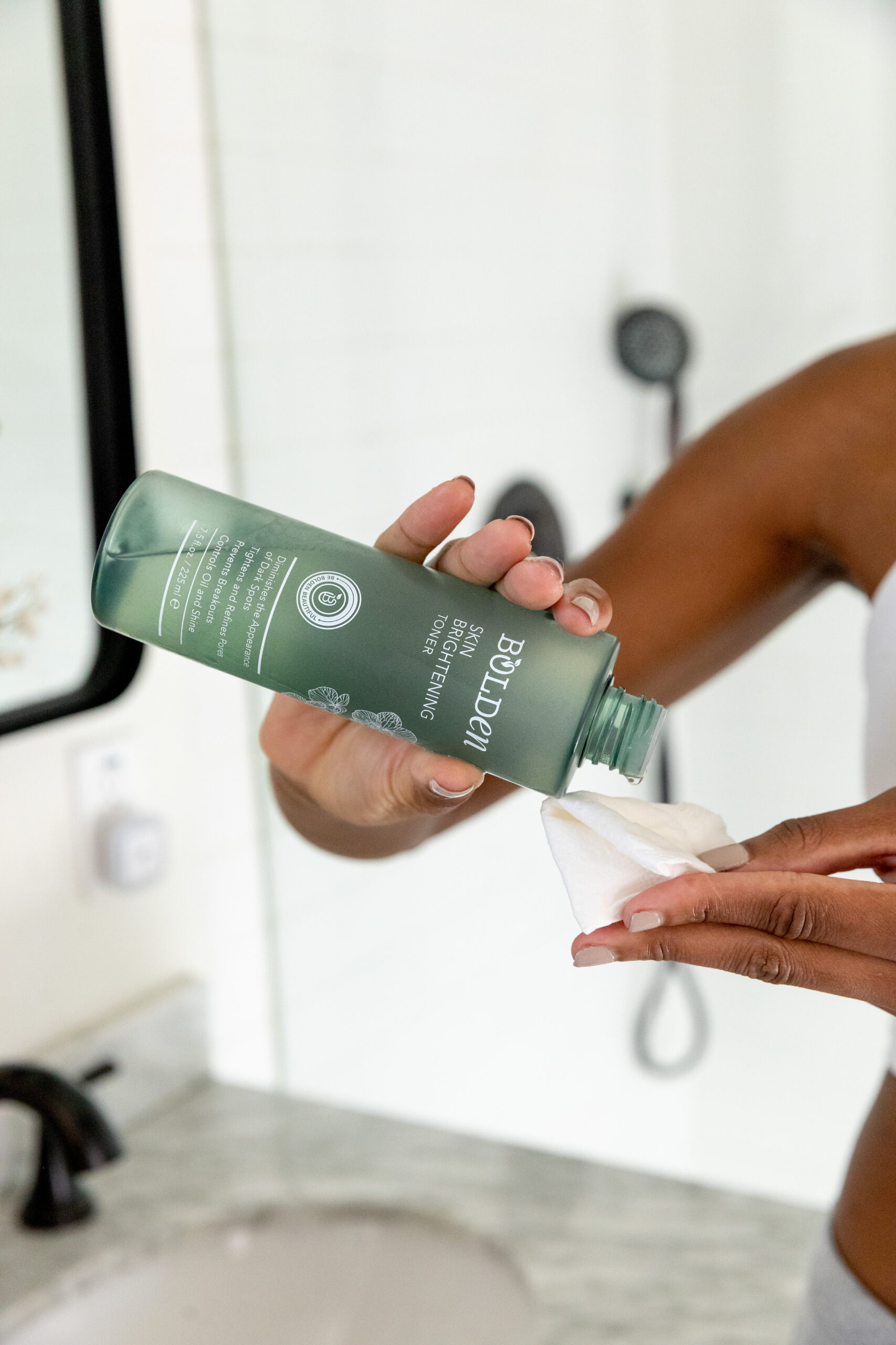 BOLDEN BRIGHTENING TONER 4.0 FI OZ 118ml