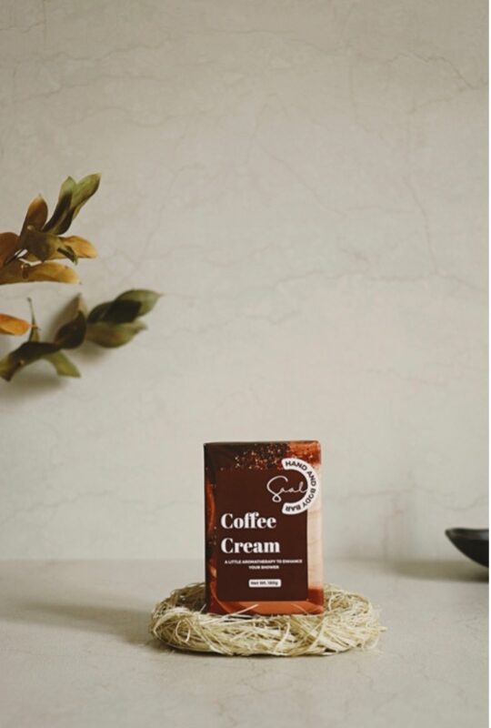 BODY & SAAL COFFEE CREAM HAND AND BODY BAR 180G